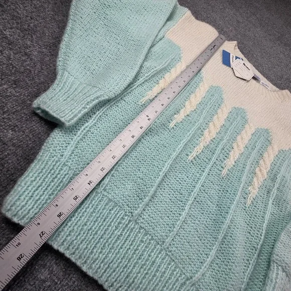 NEW Vintage Meister Sweater Mohair Hand Knit Icicle Cable Womens M Ski Bunny - Picture 9 of 9